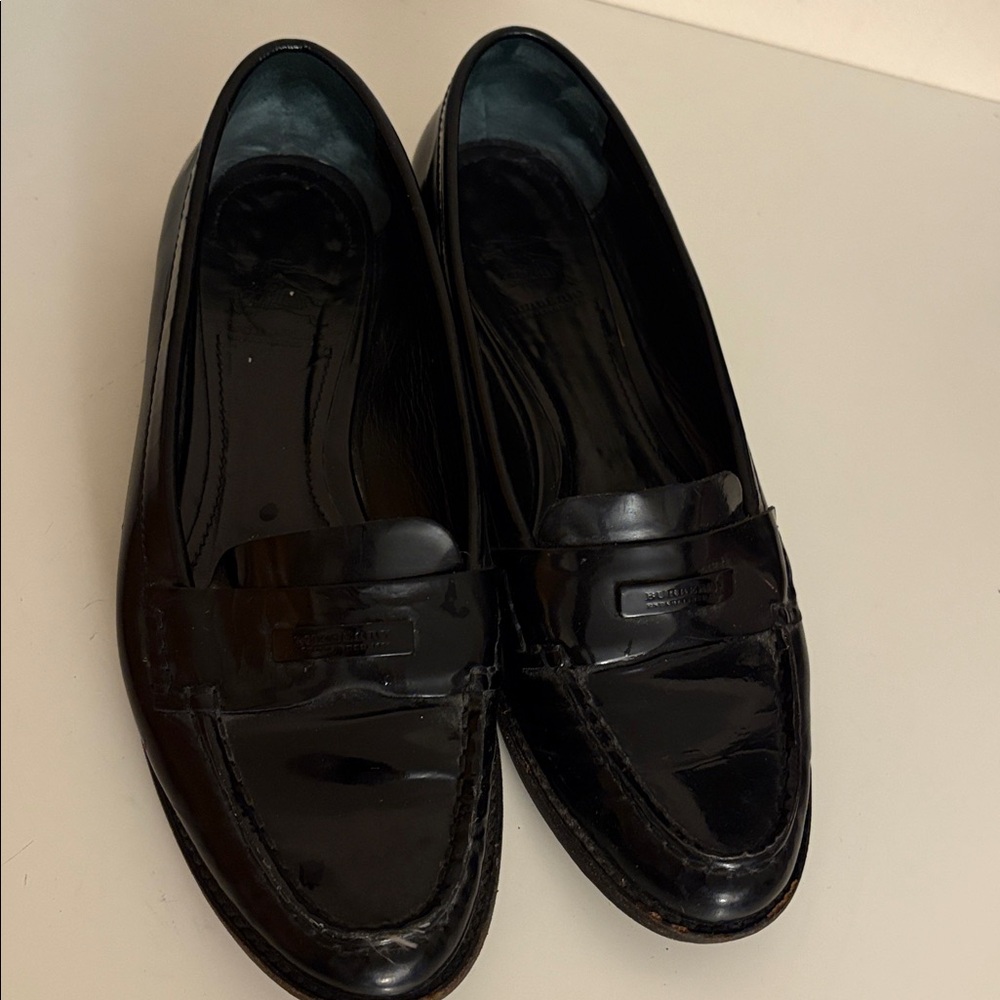 Burberry Glossy Black Leather Loafers 8 us 38.5 Europe